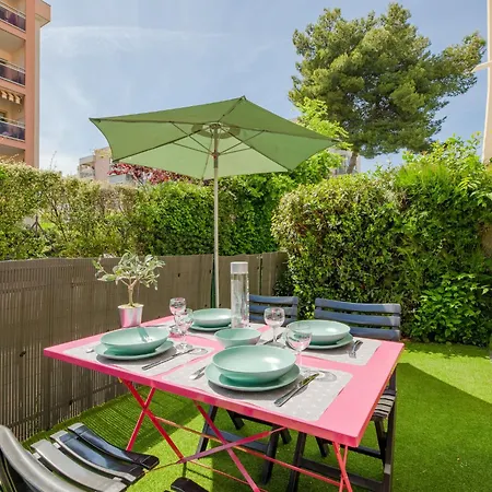 Апартаменти Les Coralines-3 By Interhome
