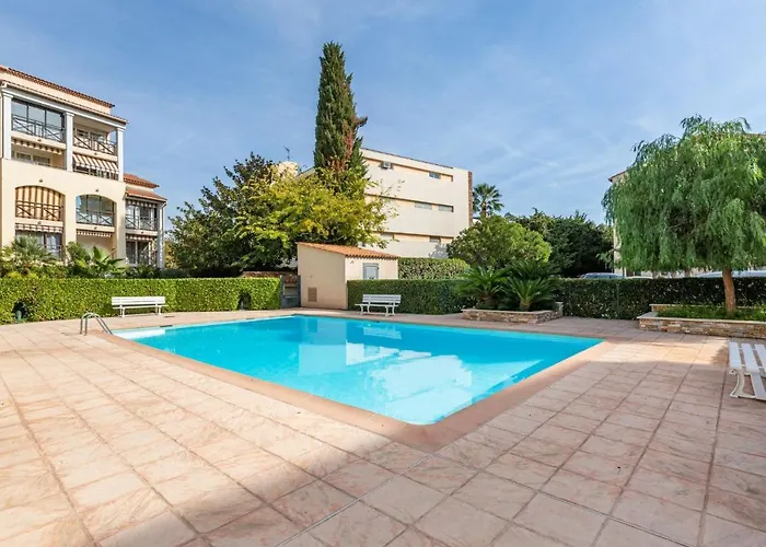 Daire Les Coralines-3 By Interhome Sainte-Maxime